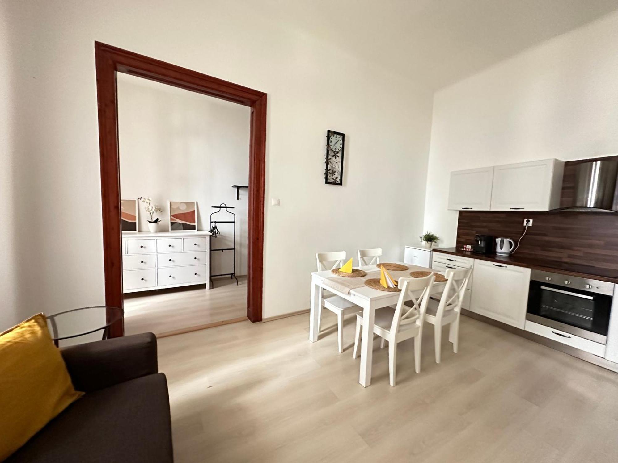 Apartment In Historical Part - Old Town Top Address Bratislava Exterior photo
